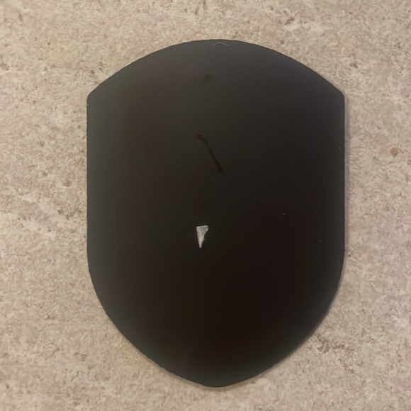 Never Used Harry Potter Gryffindor Magnet - Picture 2 of 2